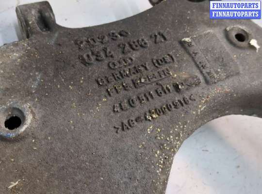 Рычаг подвески на Audi A8 (D3, 4E)