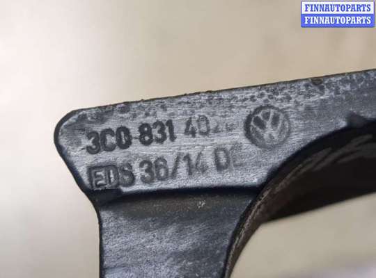 купить Петля двери на Volkswagen Passat 7 2010-2015 Европа