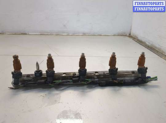 Форсунка топливная на Volvo S60 I | V70 II (P2)