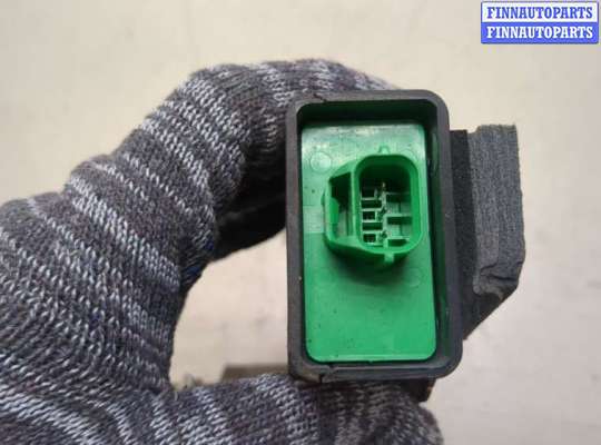 купить Замок двери на Volvo S40 / V40 1995-2004