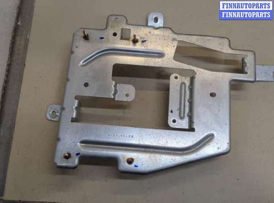купить Кронштейн блока управления на Mercedes ML W164 2005-2011