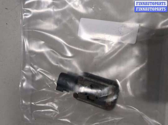 купить Кнопка открывания багажника салонная на Ford Explorer 2001-2006