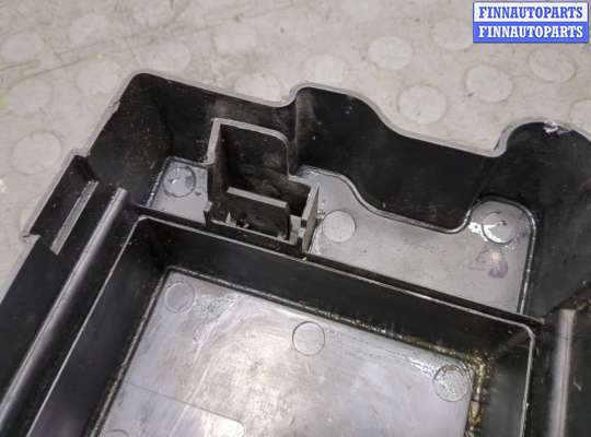 купить Крышка блока предохранителей на Saab 9-7X