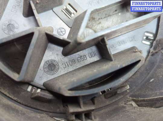 купить Решетка радиатора на Volkswagen Passat 5 2000-2005