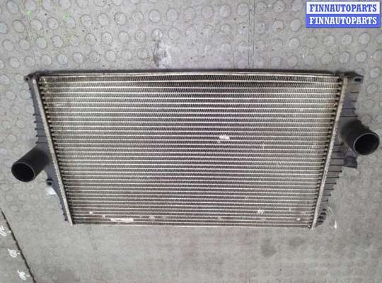 Радиатор интеркулера VL567757 на Volvo XC90 2002-2014