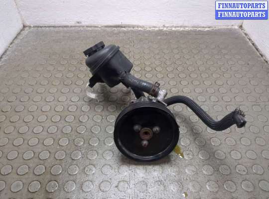 Насос гидроусилителя руля (ГУР) MB1650405 на Mercedes C W203 2000-2008