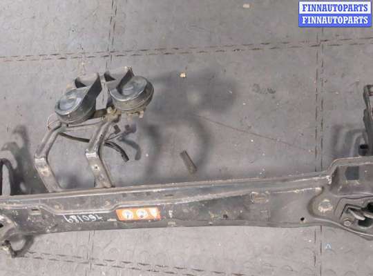 купить Рамка передняя (телевизор) на Mercedes C W203 2000-2008