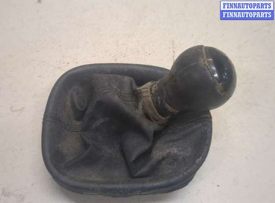 Чехол (кожух) кулисы КПП VG2513252 на Volkswagen Touran 2003-2006