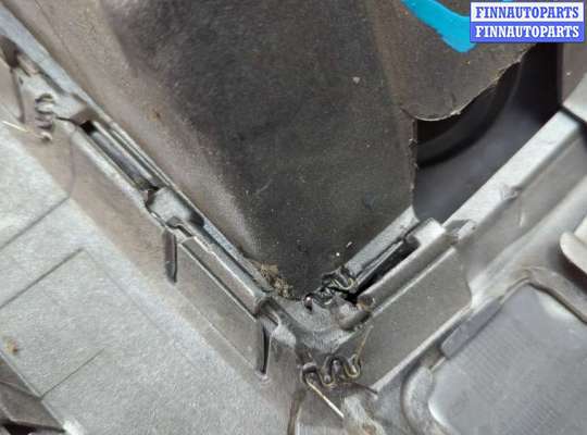 купить Заглушка буксировочного крюка на Ford Fusion 2002-2012