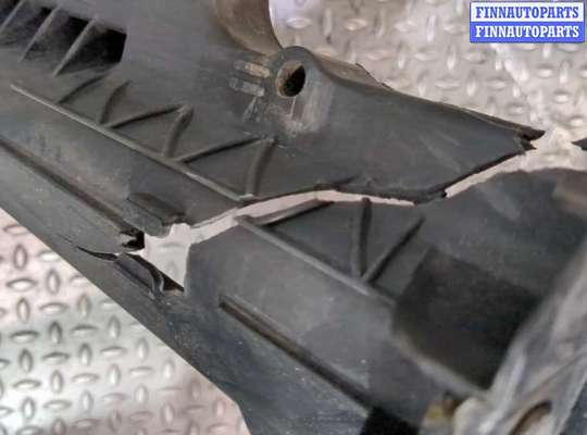 купить Рамка передняя (телевизор) на Hyundai Sonata NF 2005-2010