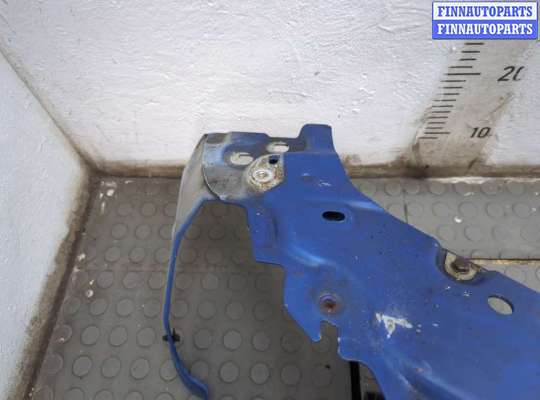 купить Рамка передняя (телевизор) на Land Rover Freelander 2 2006-2014
