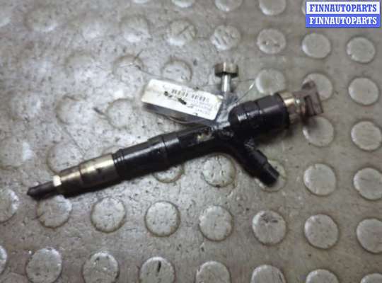 Купить Форсунка топливная на Toyota Corolla E12 2001-2006 Форсунка топливная TT953828 на Toyota Corolla E12 2001-2006