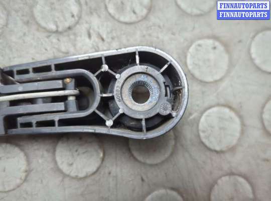 купить Щеткодержатель на Citroen C4 Picasso 2006-2013