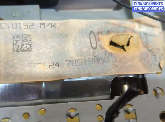 купить Фонарь салона (плафон) на Ford Explorer 2001-2005