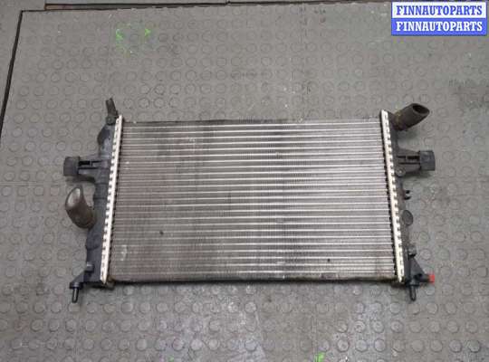 Радиатор охлаждения двигателя OP2157798 на Opel Zafira A 1999-2005