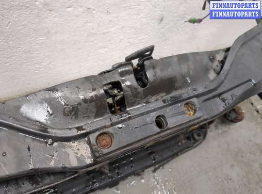 купить Рамка передняя (телевизор) на Volkswagen Passat 5 2000-2005