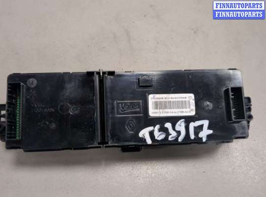 купить Переключатель отопителя (печки) на Renault Scenic 2012-2016