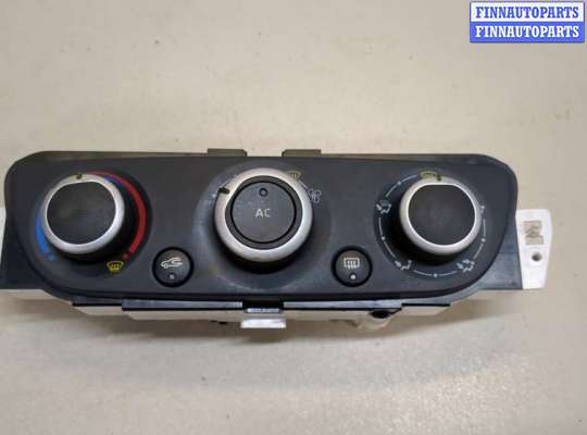 Переключатель отопителя (печки) RN1496383 на Renault Megane 3 2009-2016