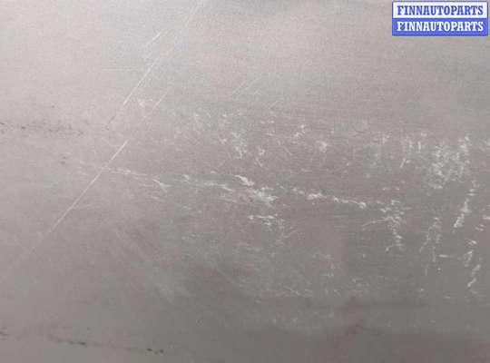 Капот на Toyota Previa 2