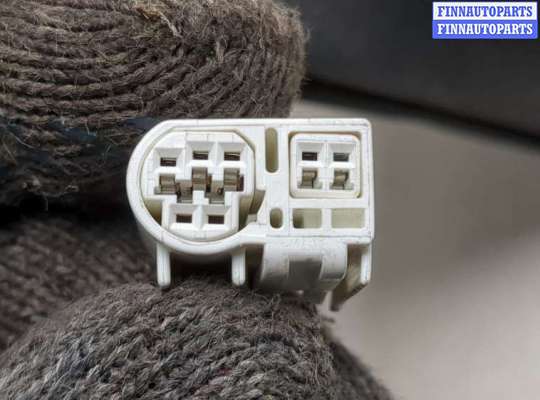 купить Зеркало боковое на Toyota Avensis 2 2003-2008