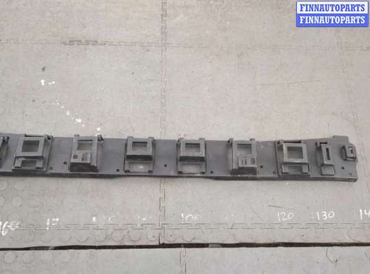 Кронштейн бампера MB1672510 на Mercedes GL X164 2006-2012