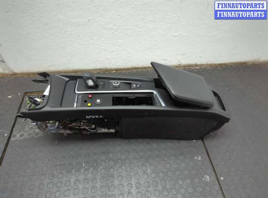 Разъем AUX/USB VL561965 на Volvo V60 2018-2025