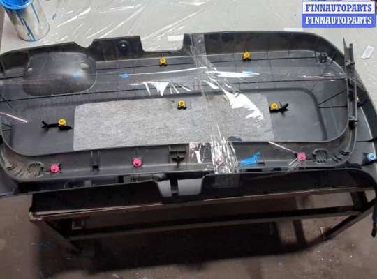 купить Обшивка крышки (двери) багажника на KIA Sportage 2004-2010