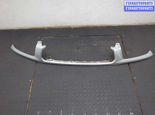 купить Ресничка под фару на Toyota RAV 4 2000-2005