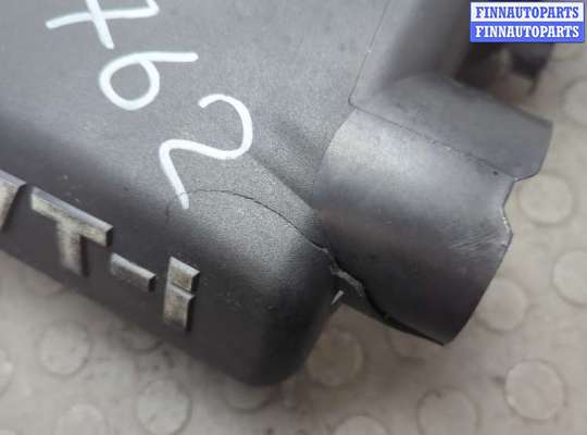 купить Корпус воздушного фильтра на Toyota Yaris 2005-2011