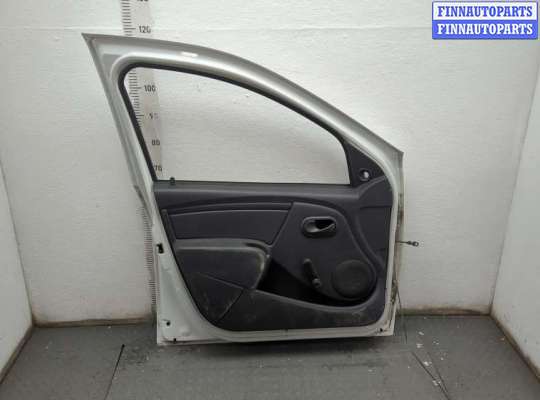 купить Дверная карта (Обшивка двери) на Dacia Sandero 2008-2012