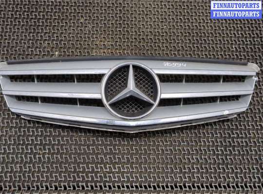 купить Решетка радиатора на Mercedes C W204 2007-2013