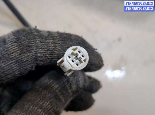 купить Зеркало боковое на Toyota Auris E15 2006-2012