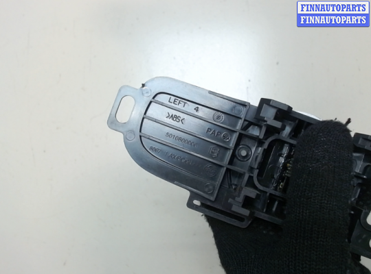 купить Ручка двери салона на Nissan Note E11 2005-2013