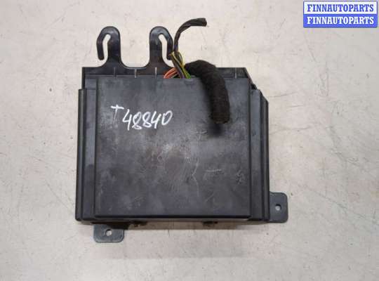 Блок управления раздаткой LRV2506 на Land Rover Range Rover 3 (LM) 2002-2012