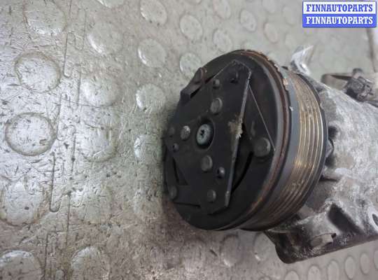 Компрессор кондиционера на Opel Zafira B