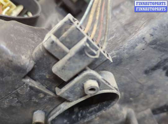 купить Кронштейн фары на Renault Scenic 2003-2009