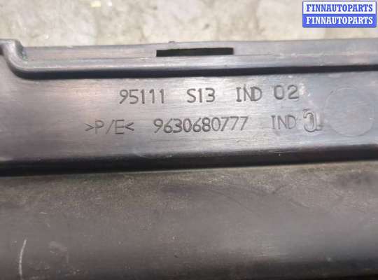 купить Заглушка (решётка) бампера на Peugeot 206 1998-2012