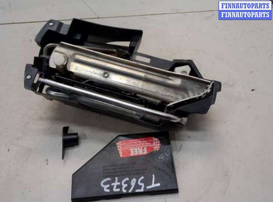 купить Набор инструментов штатный на Mercedes C W204 2006-2015