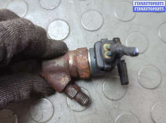 купить Форсунка топливная на Jeep Liberty 2001-2007