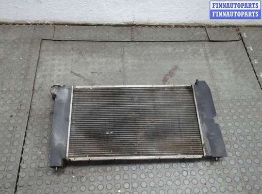 купить Радиатор охлаждения двигателя на Pontiac Vibe 1 2002-2008
