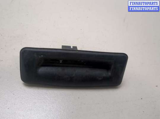 купить Кнопка открывания багажника с крышки на Skoda Yeti 2009-2018