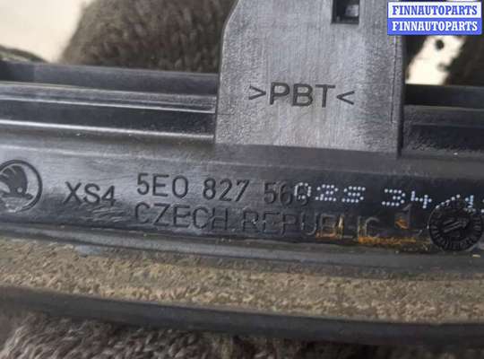 купить Кнопка открывания багажника с крышки на Skoda Yeti 2009-2018