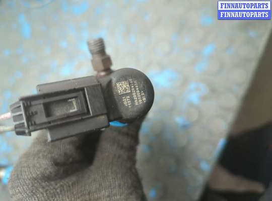 Форсунка топливная на Renault Megane III