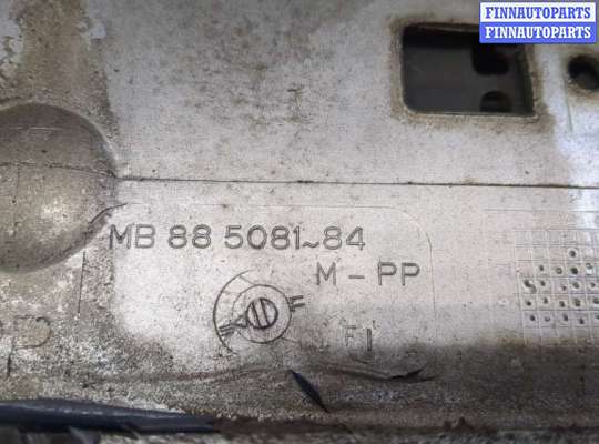купить Решетка радиатора на Mitsubishi Carisma
