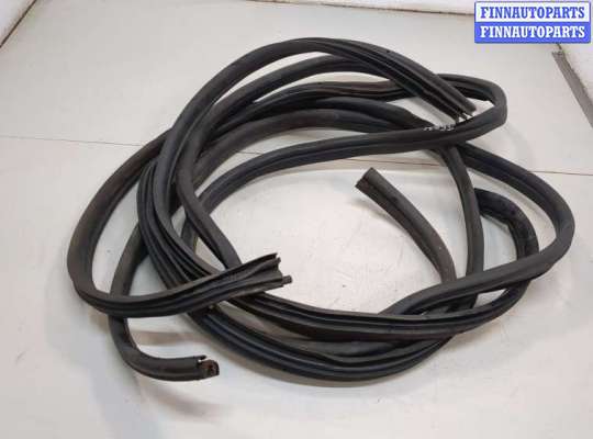 купить Уплотнитель на Nissan NV400 2010-2024