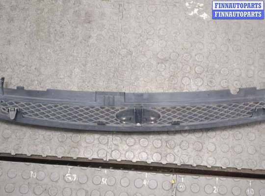 купить Решетка радиатора на Ford Fiesta 2001-2007