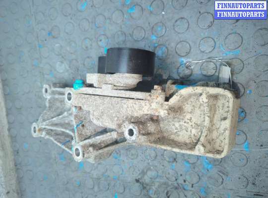 купить Кронштейн крепления генератора на Renault Master 2010-