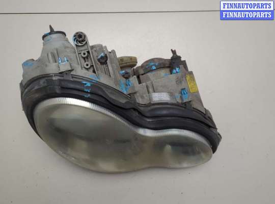 Фара передняя на Mercedes-Benz C (W203)