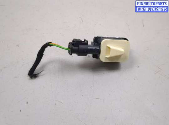 Датчик удара BM3368298 на BMW 4 F32 2013-2021