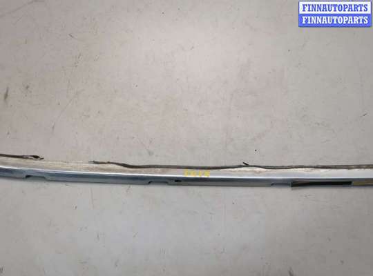 Молдинг стекла (боковое) MB1580183 на Mercedes S W126 1979-1991